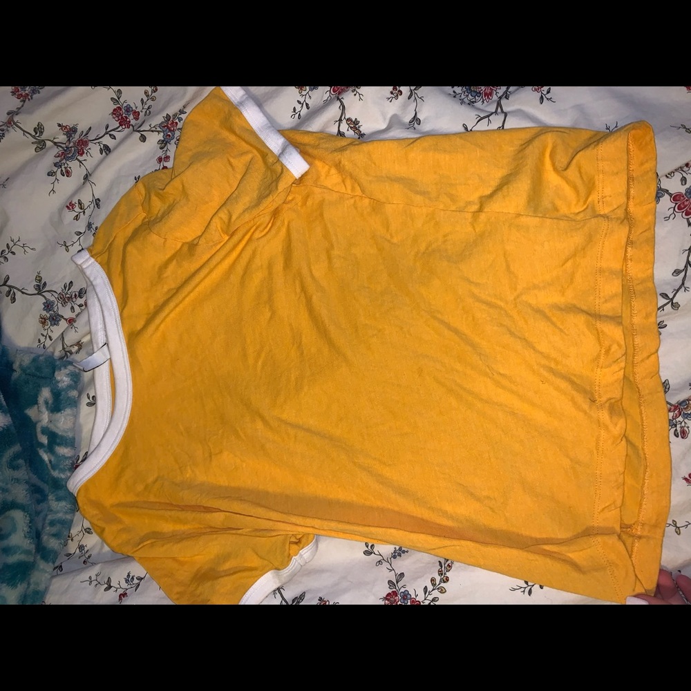 H&M tee